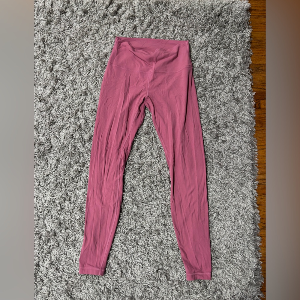 LuluLemon leggings
Size: 6 Color: Pink
